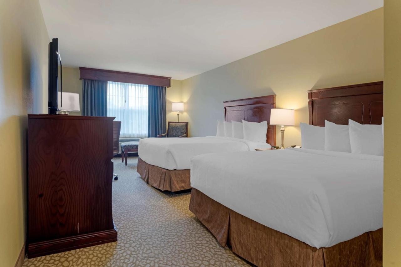 Best Western Plus Grand-Sault Hotel & Suites Exterior photo