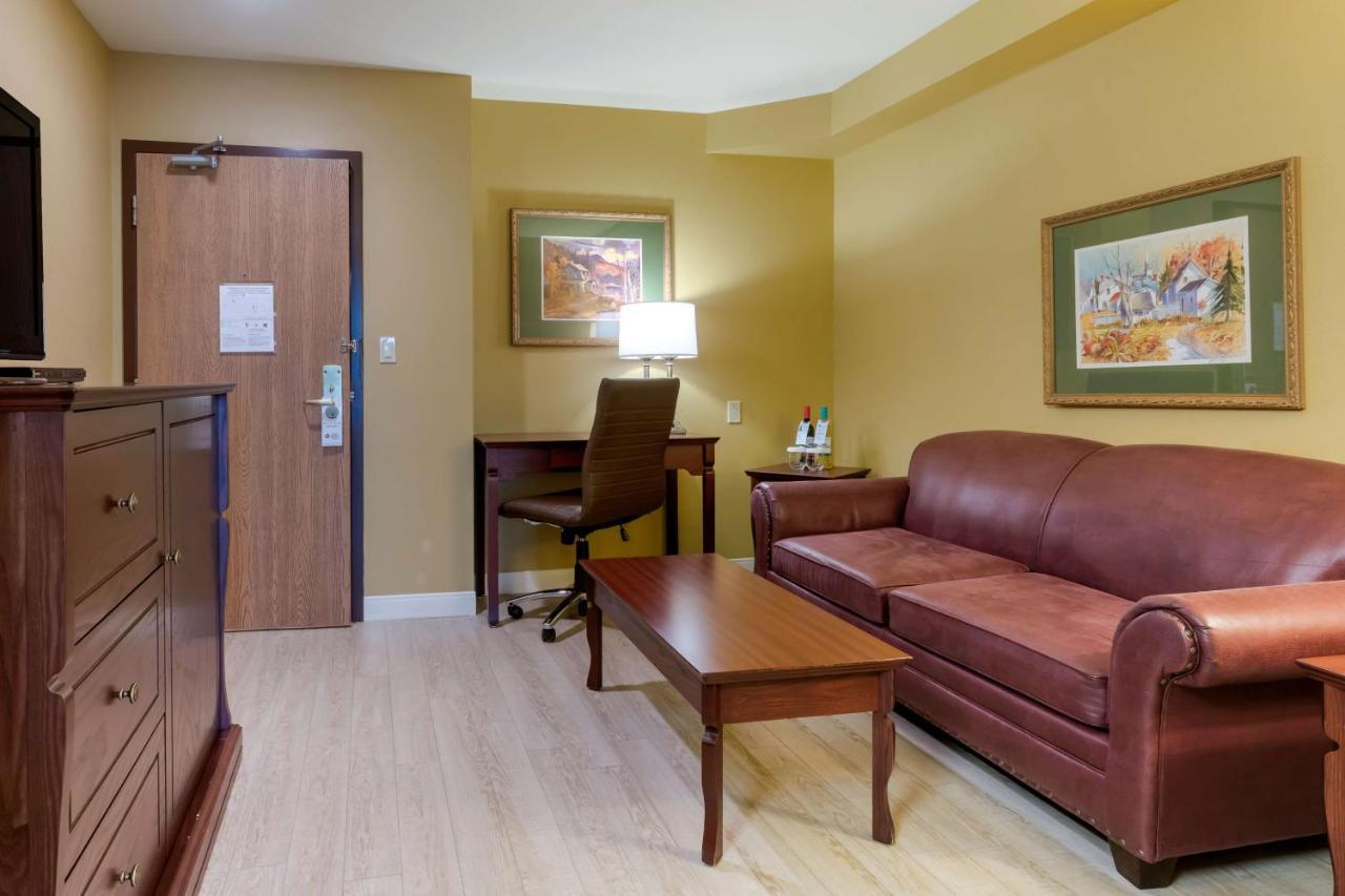 Best Western Plus Grand-Sault Hotel & Suites Exterior photo