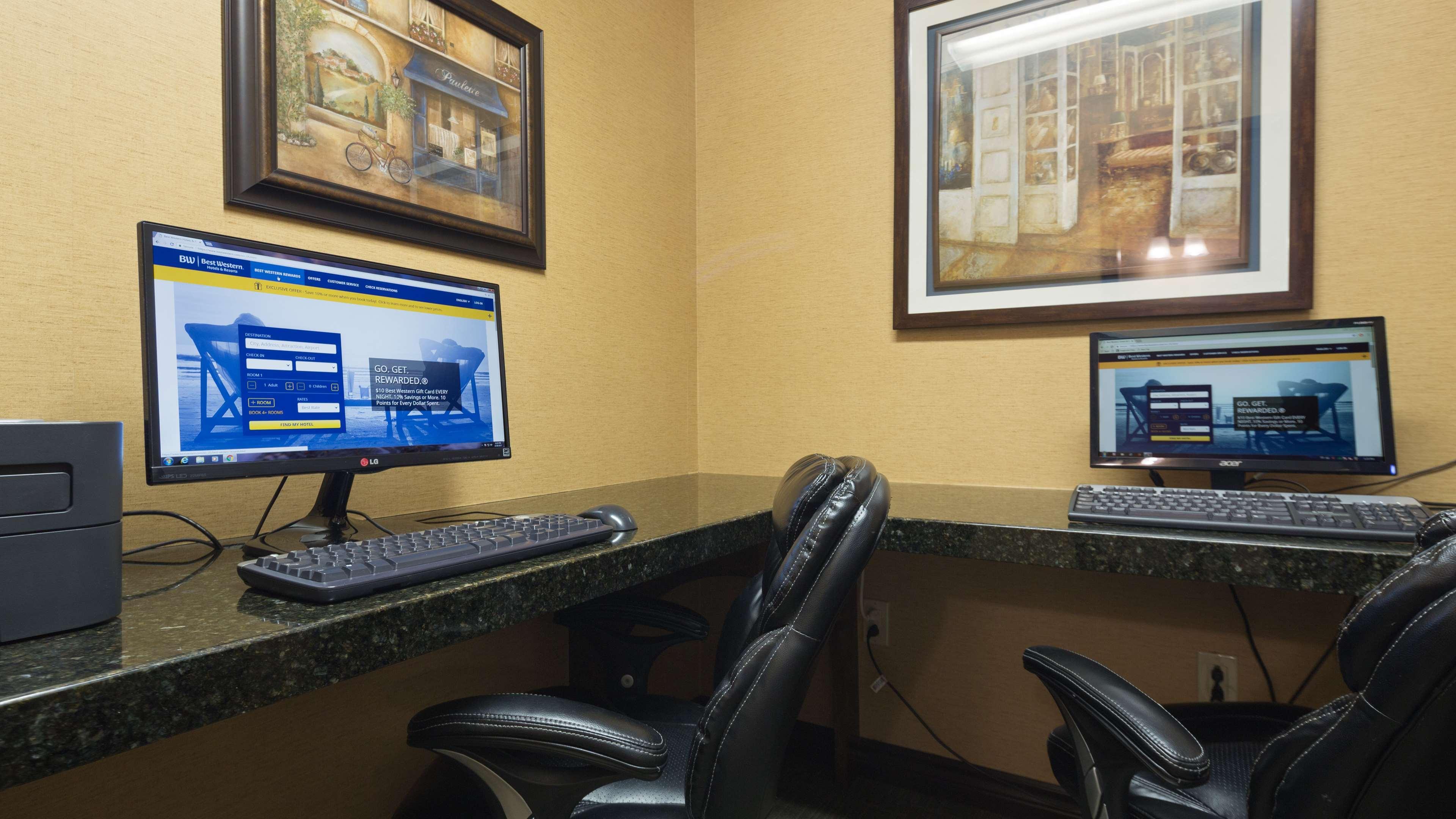 Best Western Plus Grand-Sault Hotel & Suites Exterior photo