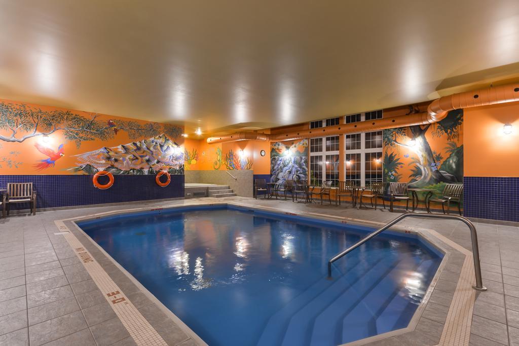 Best Western Plus Grand-Sault Hotel & Suites Exterior photo