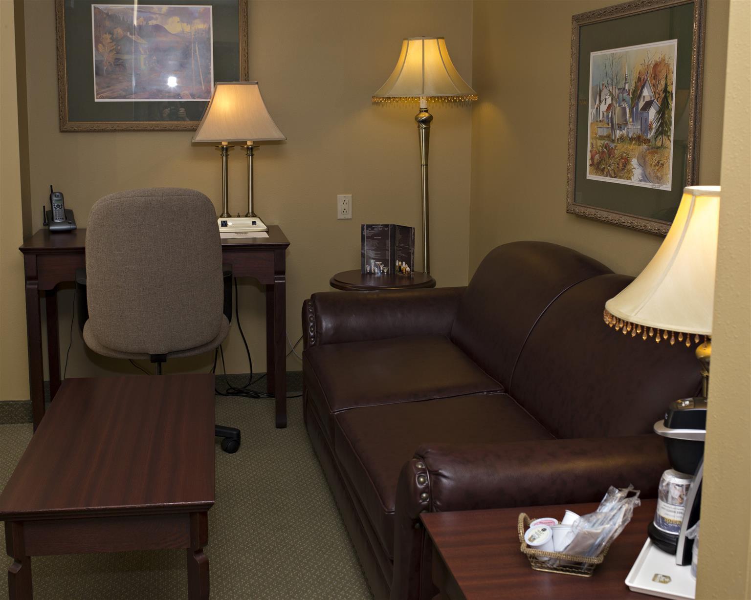 Best Western Plus Grand-Sault Hotel & Suites Exterior photo